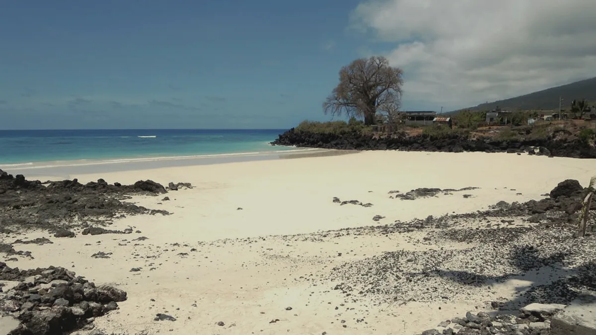 Chomoni Beach